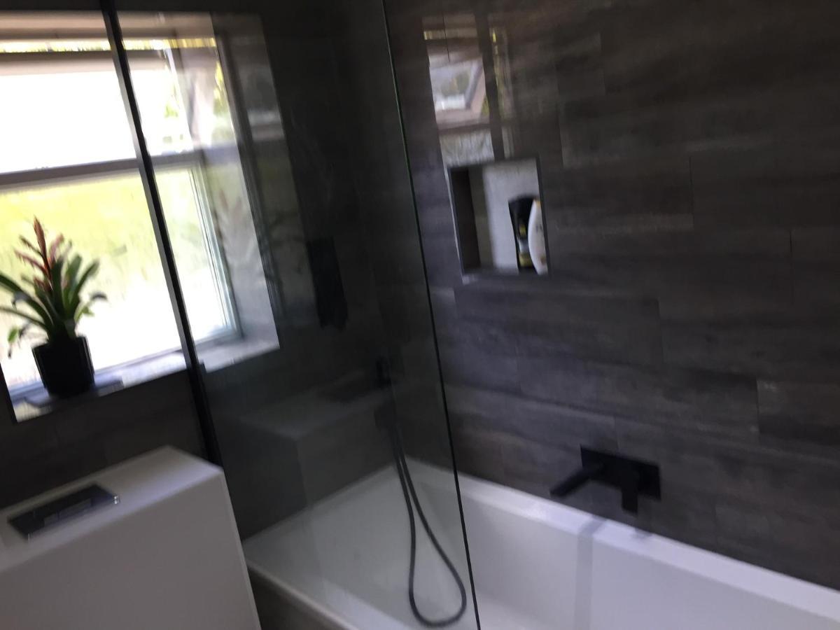 Kings Lynn, Double Bedroom, Newly Renovated Bathroom 金斯林 外观 照片
